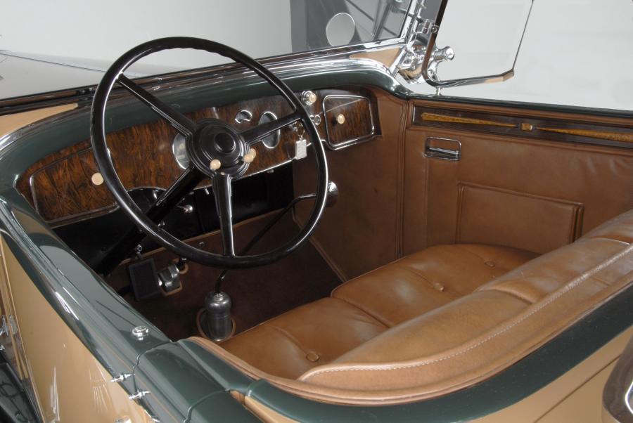  Packard Deluxe Eight Model 840 Sport Phaeton 1931 года  (фото 7 из 15)